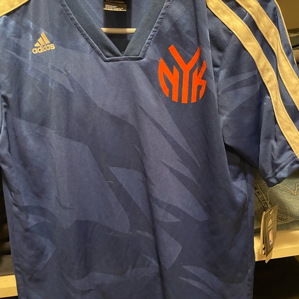 Brand new nicks shirt still have tags attached